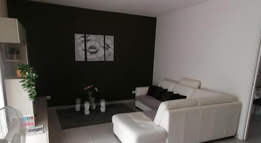 Happydays - Equipped Suite - Appartamento Intero