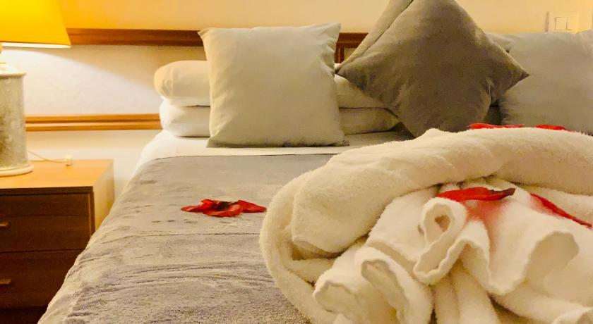 アレッツォ Hotel Ristoro Cristallo Gran Sasso d'Italia 3つ星 ホテル スイート