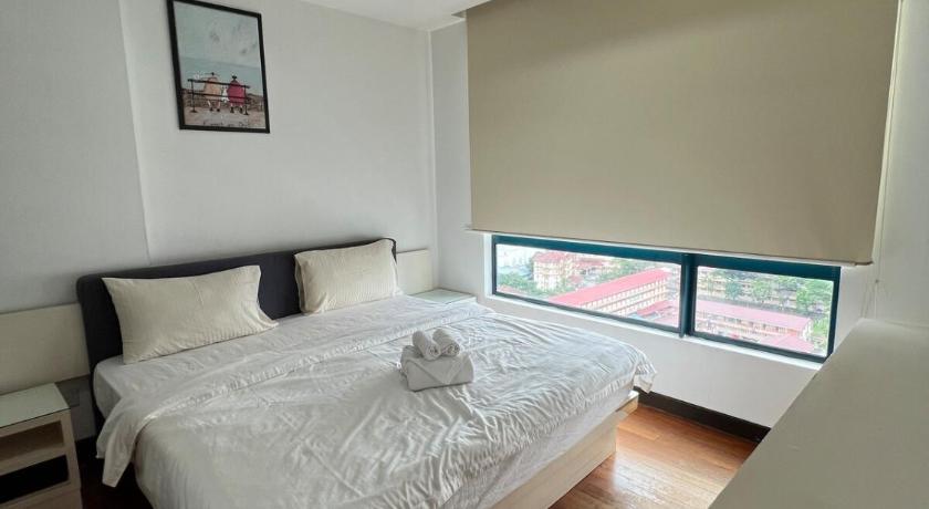 Image of One-Bedroom Apartment 11