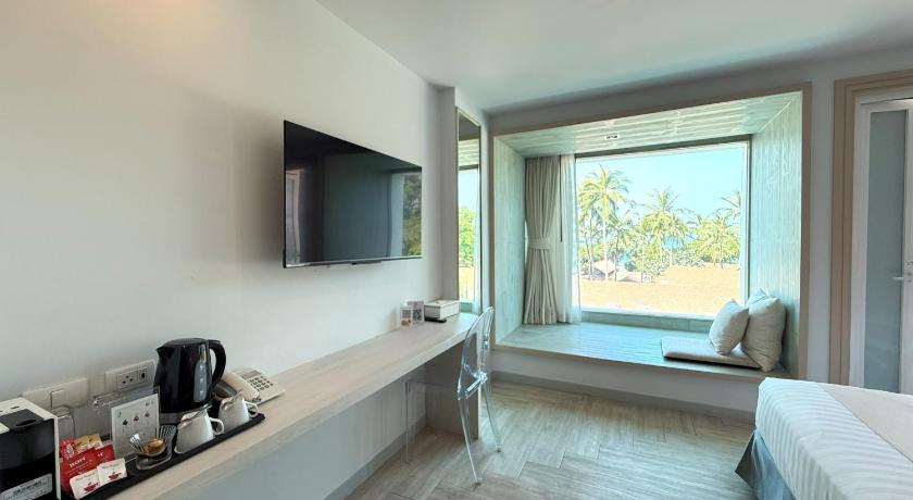 Image of Deluxe Partial Sea View Room 7