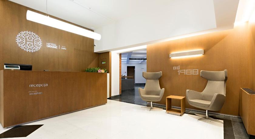 베오그라드 Hotel Orasac Garni 4성급 호텔 로비