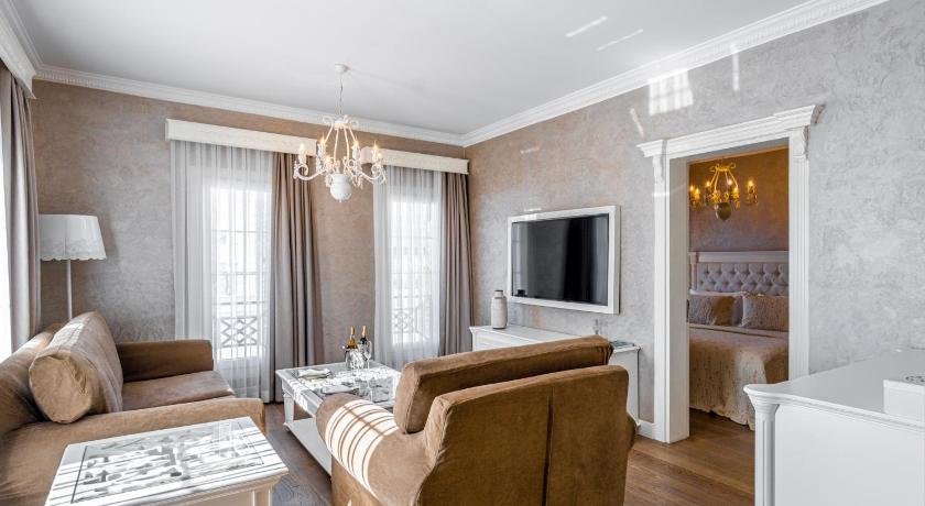 Özel Süit - Spa Küvetli (Private Suite with Spa Bath) Görseli 0