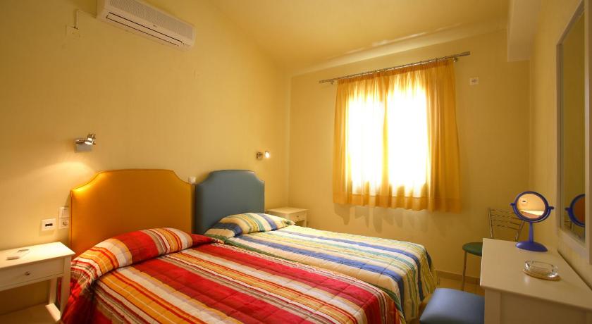 Porto Skopelos Villas photo