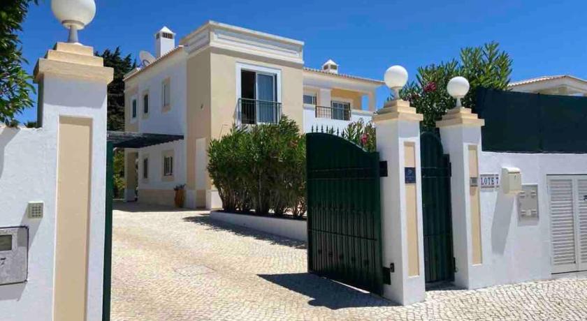 Praia da Luz Mandeliu Exclusive 5 Star Private Villa Heated Pool