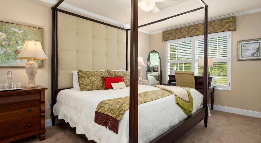 밀스 리버 (NC) Bed & Breakfast on Tiffany Hill 3성급 숙소 수영장