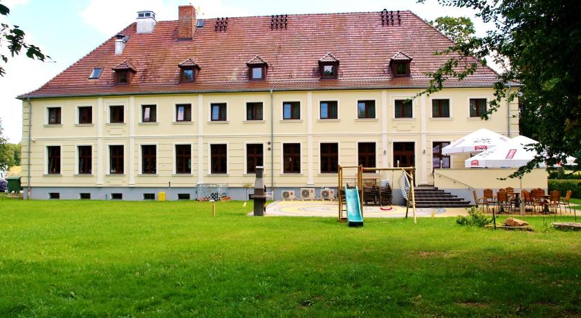 Hotel Swietoborzec photo
