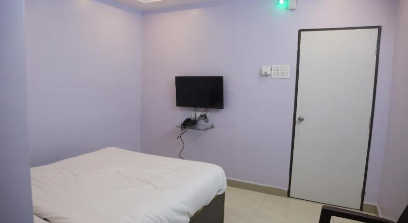 SK Guest House - image 25