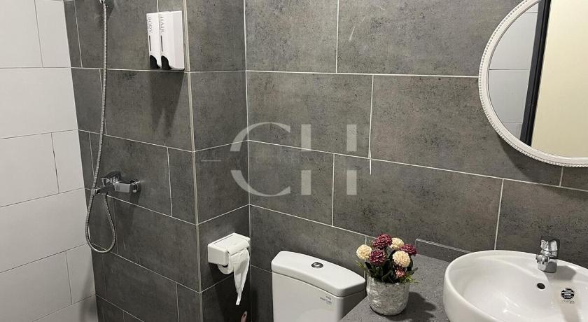 Kuching Kuching Podium @ 4 pax 361 2-Star Guesthouse restaurant