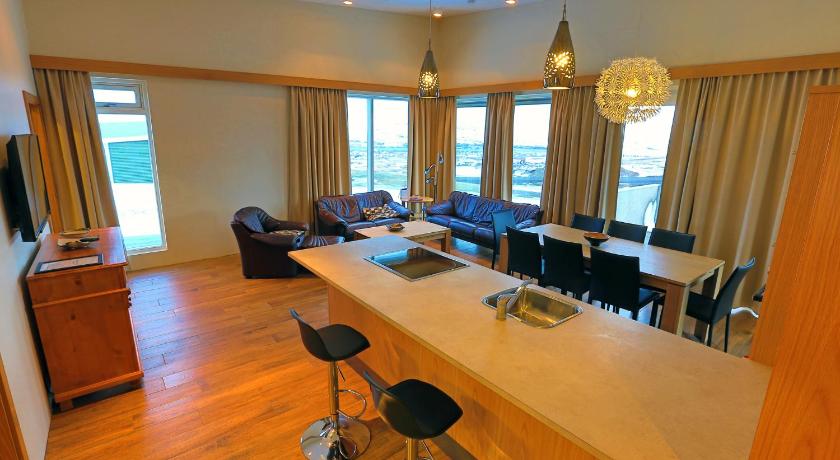 Hrimland Cottages photo