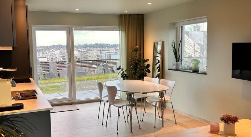 사진: Apartment with garden and sea view - Agoda 할인 예약