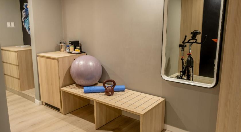 Obrázek: 1 King Bed, Fitness Room 5