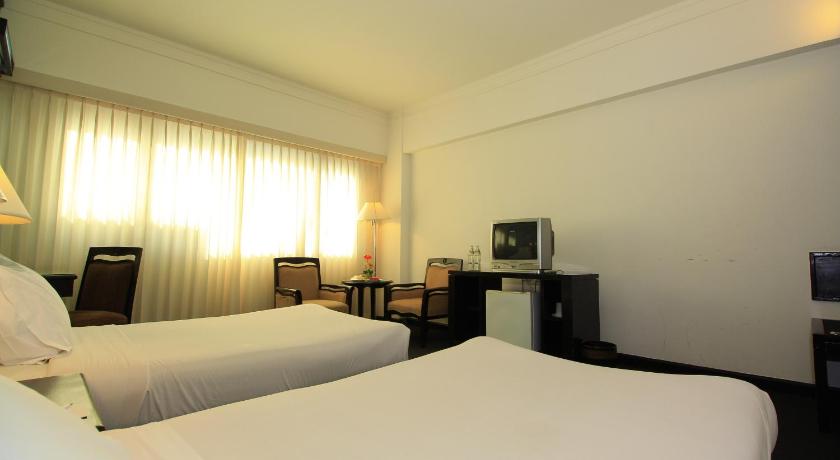 Image of Standard Twin Room 5