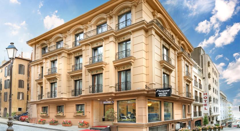 Deluxe Newport Hotel - Old City - image 2