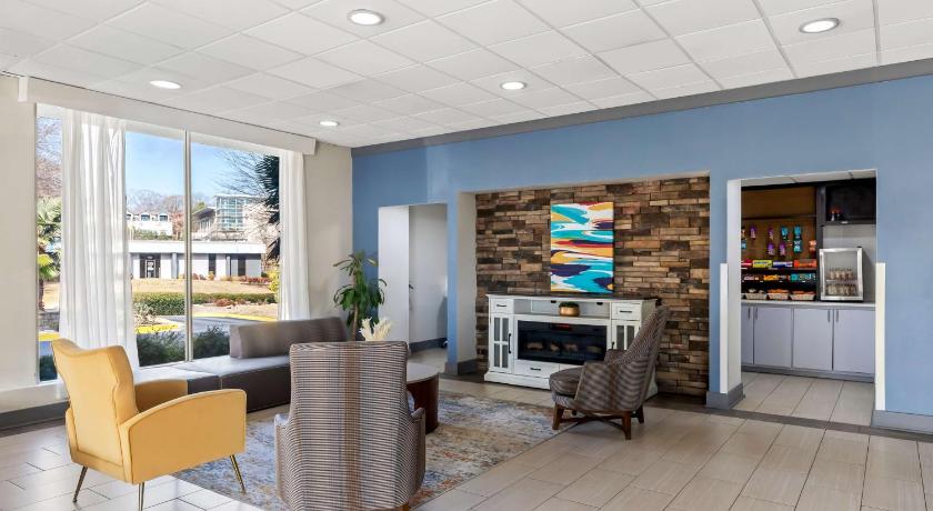 애틀랜타 (GA) Best Western Atlanta Cumberland/Galleria Hotel 2성급 호텔 로비