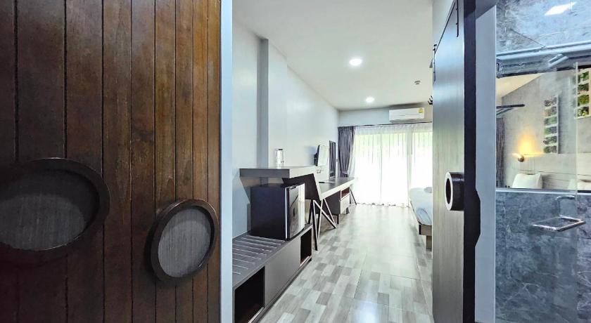 Image of Deluxe Double Room 7