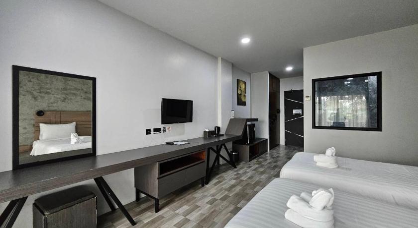 Image of Deluxe Twin Room 0