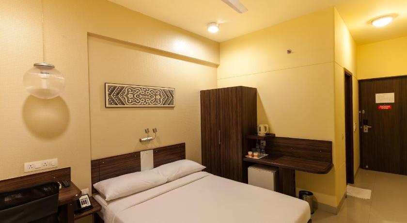 Ginger Hotel Surat