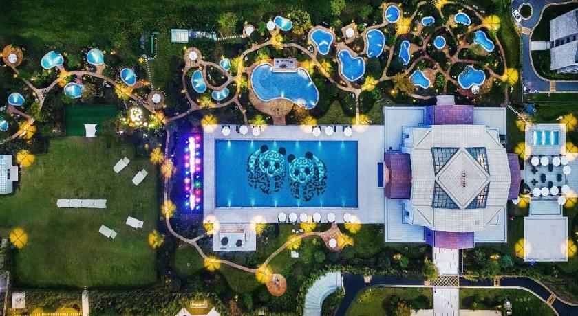 Xikang Wellness & Resort Qingcheng Mountain
