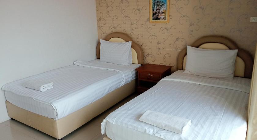 Image of Twin Room 6