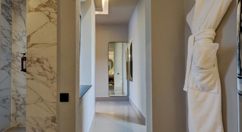 Image of Mini-suite with Private Garden 12