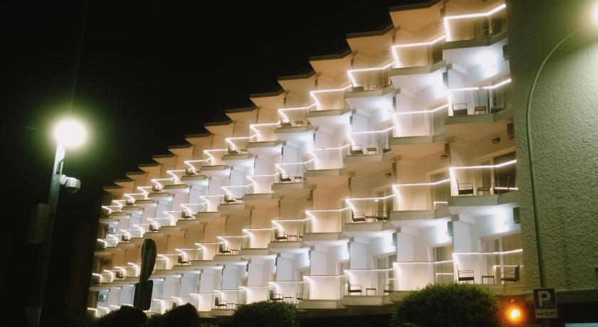 Apartamentos Buendia Suites - Torremolinos Centro