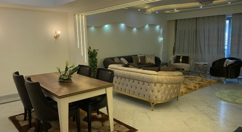 Bild av Lägenhet med 3 sovrum (Three-Bedroom Apartment) 4