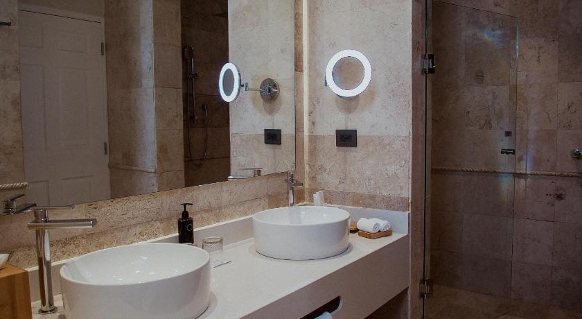 Image of Junior Suite 2