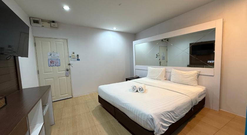 Image of Standard Double Room 2