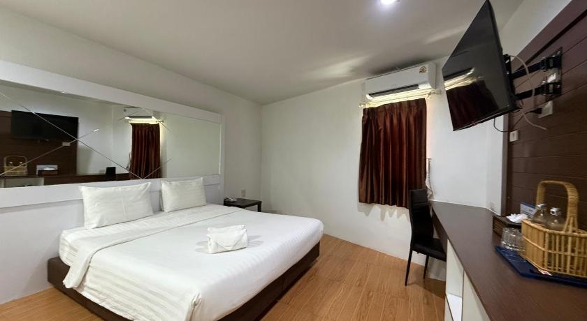 Image of Standard Double Room 3
