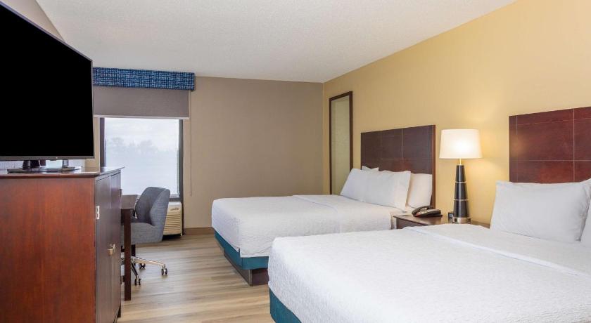 Image of 2 QUEEN BEDS NONSMOKING 1