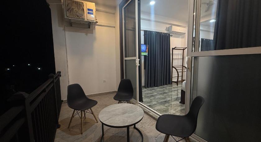 Aloe Transit Hotel - image 9