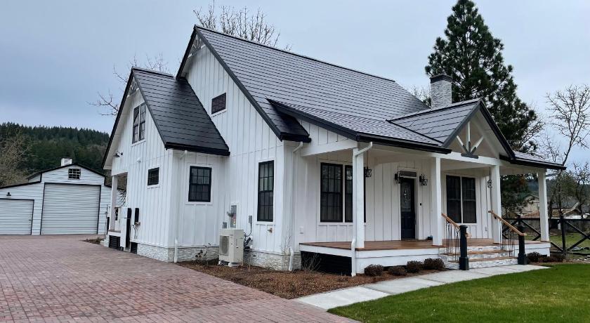 ホールシー (OR) Fabulous Solar Powered Farmhouse 5つ星 宿泊施設 客室