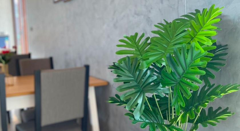 ナコーンパノム Sunrise Resort & Cafe Pool Villas 4つ星 ホテル 外観