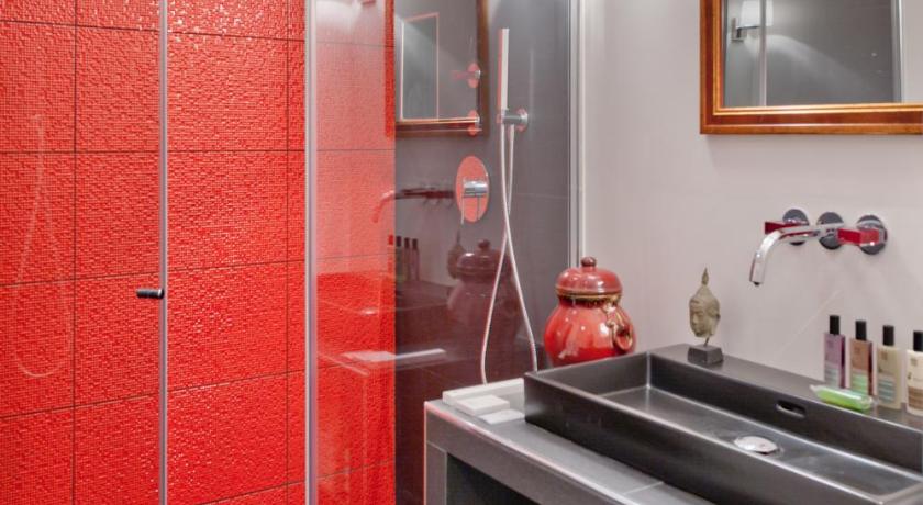 Image of Luxury Triple Room 2