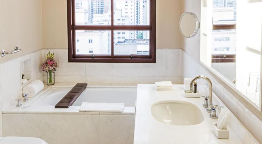 Image of Deluxe Double Room 5