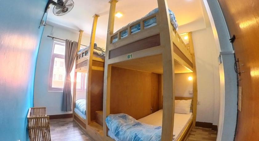 Image of Bed in 6 Bed Mixed Dormitory 0
