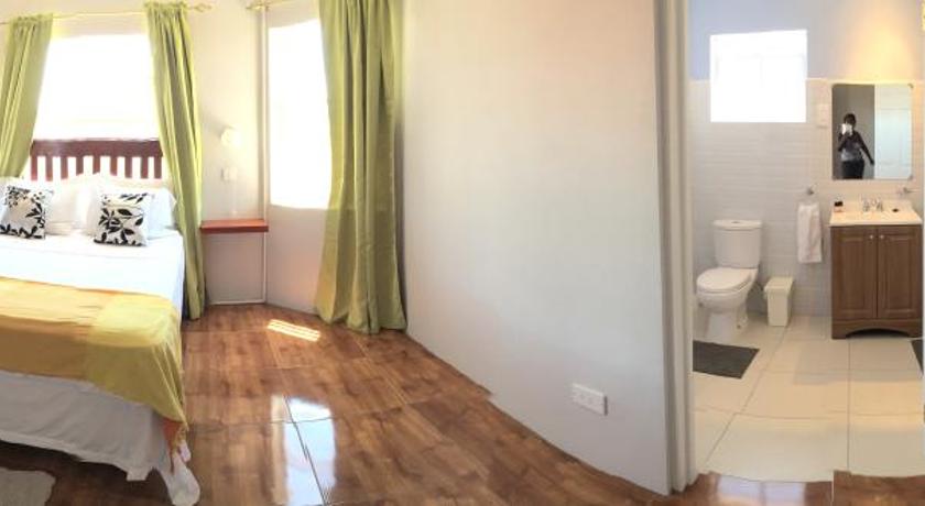 Image of Two-Bedroom Apartment with Sea View 9