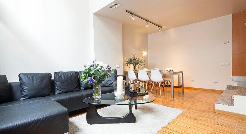 My Space Barcelona Park Guell Apartments — Hotel in Barcelona