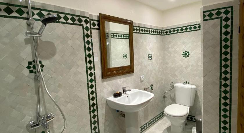 Image of Twin Room with Terrace 3