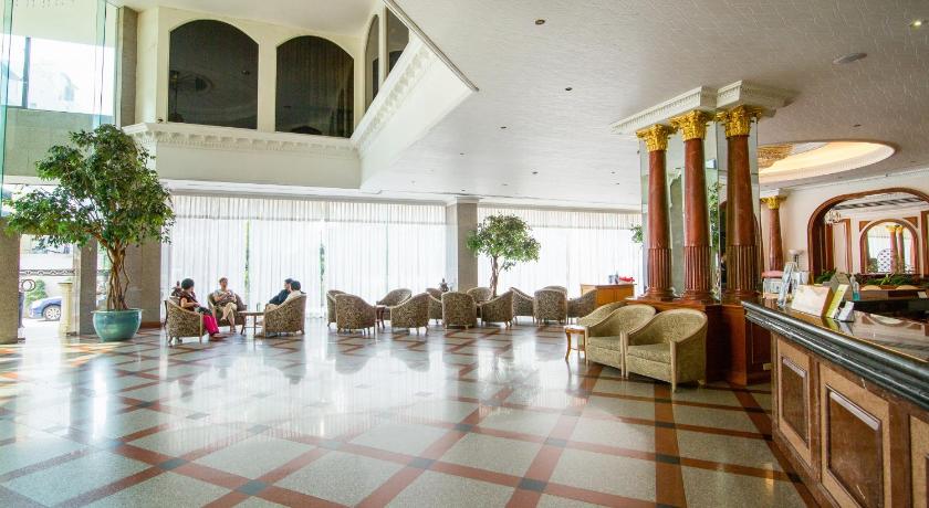 Lobby, Royal Benja Hotel (SHA Plus+) in Bangkok