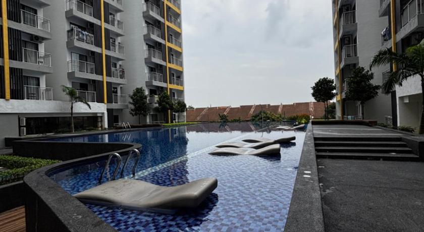 Shem's DK Impian Airport Subang - image 5