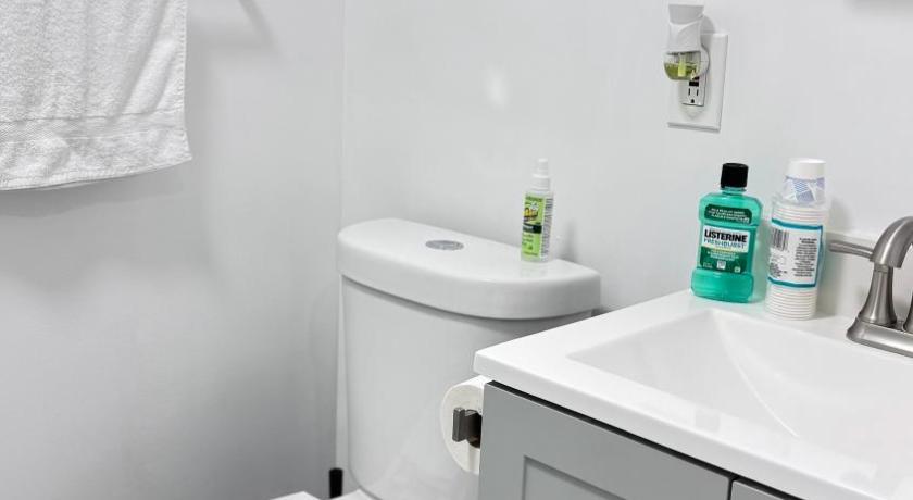 웨스트 뉴욕 Private Bedroom with Dedicated Bathroom 15mis NYC 3성급 숙소 부대시설