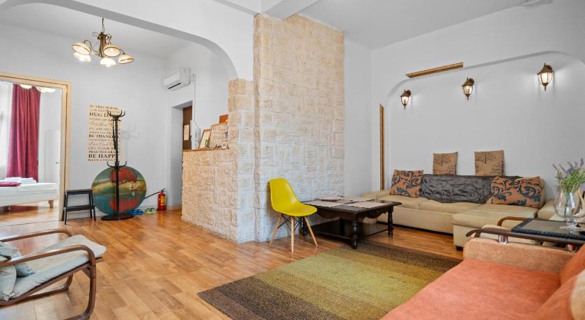 Golden Villa - in the Heart of Old Town Bucharest