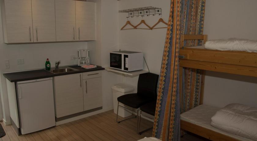 Image of Family Room 1