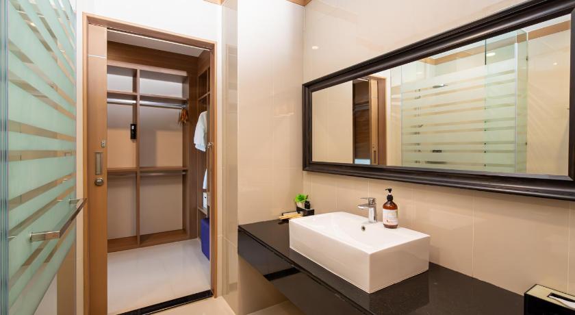 Image of One Bedroom Suite 2