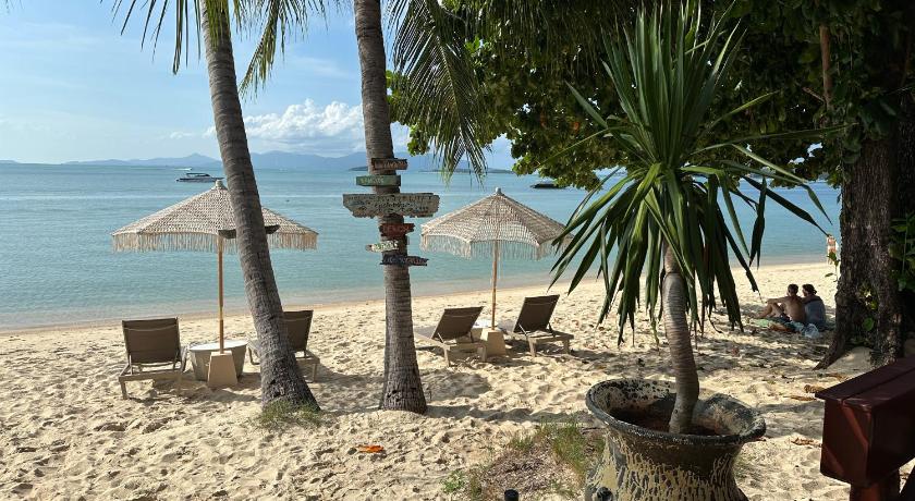 Bangrak Pier Bungalow