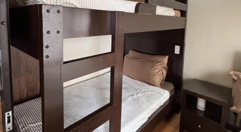 Image of Standard suite 10