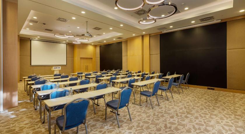 Park Inn by Radisson Samsun - image 13