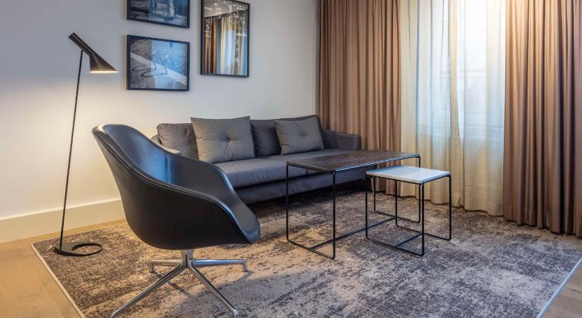 Image of Junior Suite 16