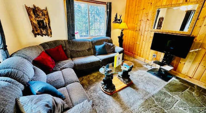 优胜美地西 (CA) Cozy Bear South-Inside Yosemite-Sleeps 5 4星级 住宿 套房